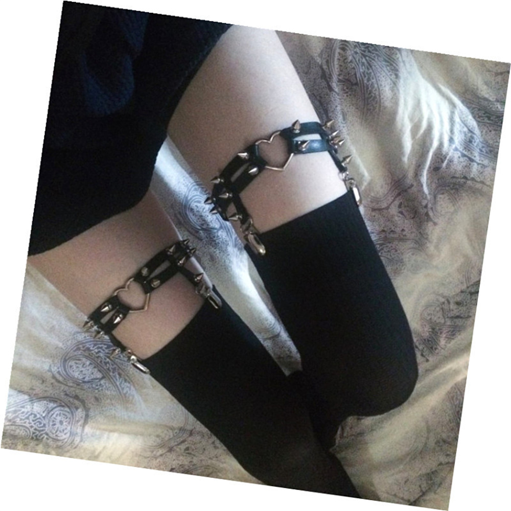 1Pcs Frauen Punk Goth Herz PU  – Garter Belt Set Bewertung und Preis